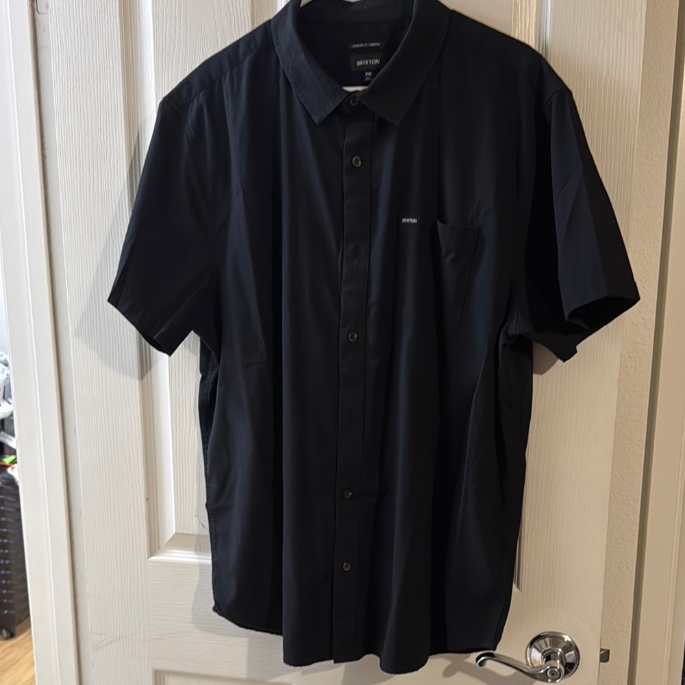 Brixton Men's Black linnen Short Sleeve Shirt NWOT